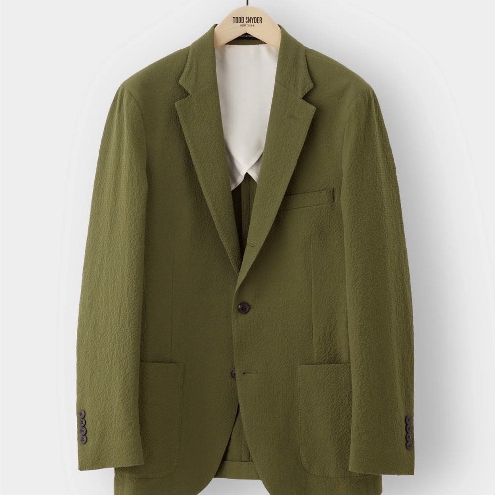 SEERSUCKER MADISON SUIT JACKET IN OLIVE 44. R